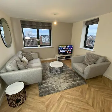 Appartamento ☆ Igloo Cityhills Central Retreat + Free Parking ☆ *