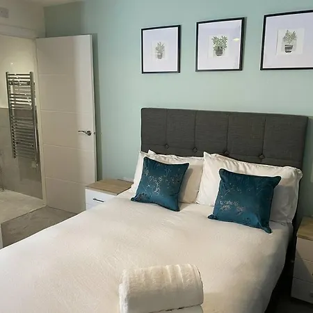 ☆ Igloo Cityhills Central Retreat + Free Parking ☆ *