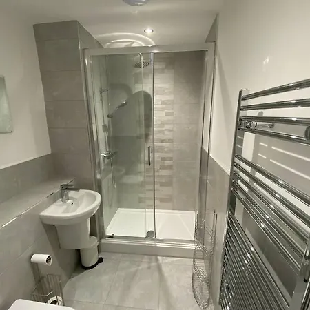 ☆ Igloo Cityhills Central Retreat + Free Parking ☆ * Leeds (West Yorkshire)