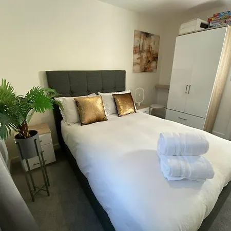 ☆ Igloo Cityhills Central Retreat + Free Parking ☆